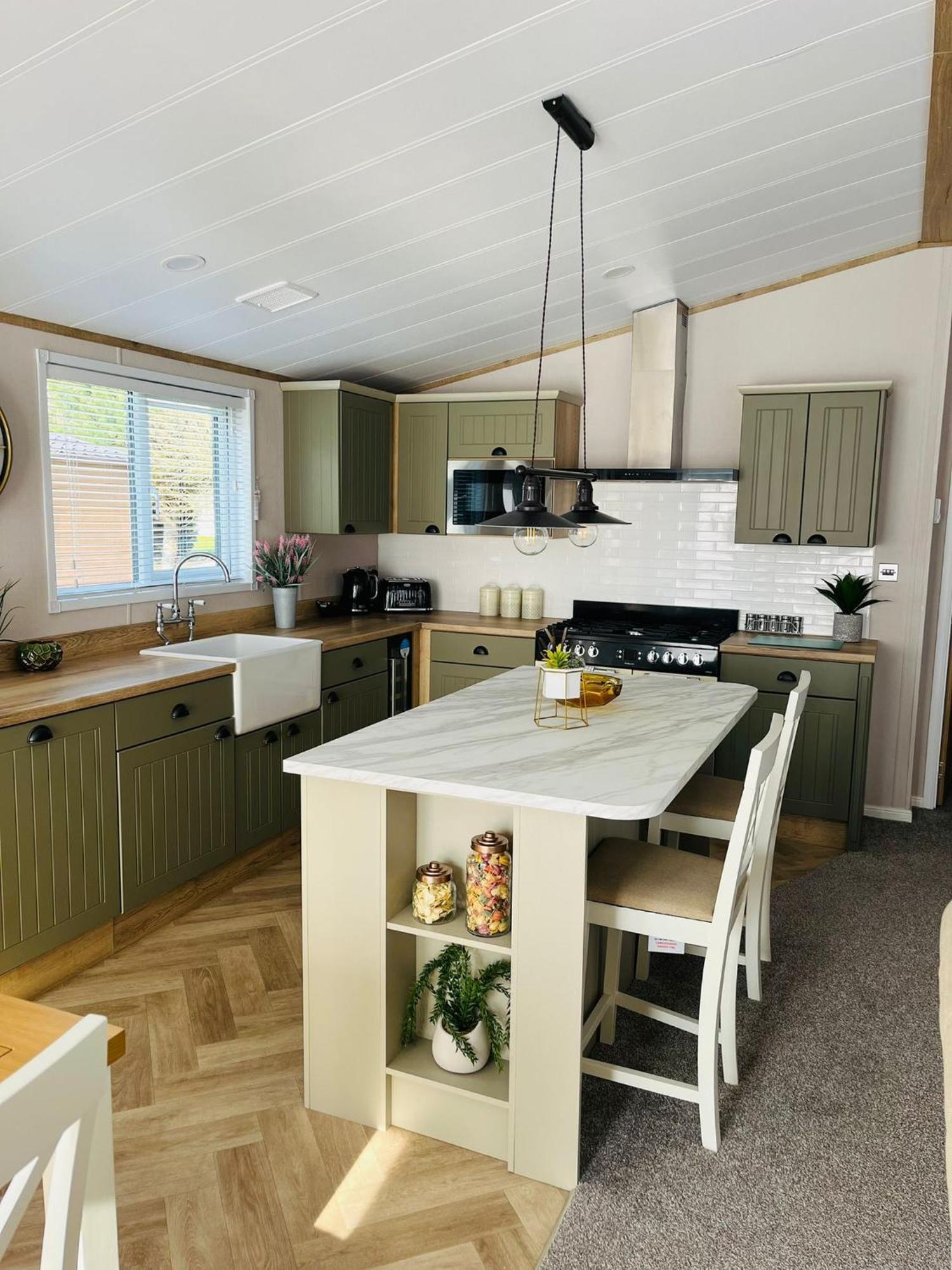 Barakah With Hot Tub Holiday home