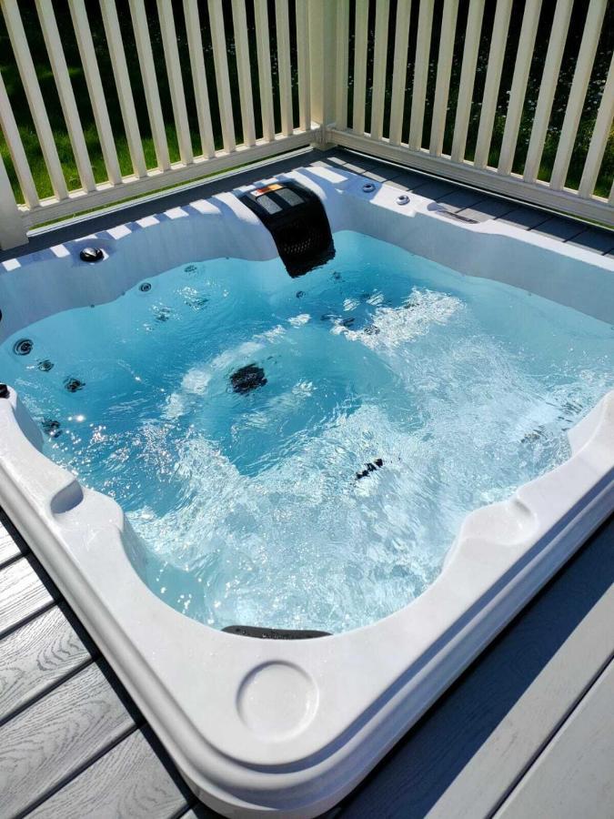 Barakah With Hot Tub York
